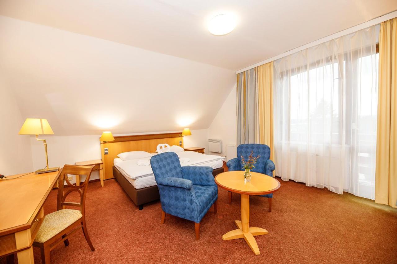 Fontana Lipno Hotel Černá v Pošumaví Екстериор снимка
