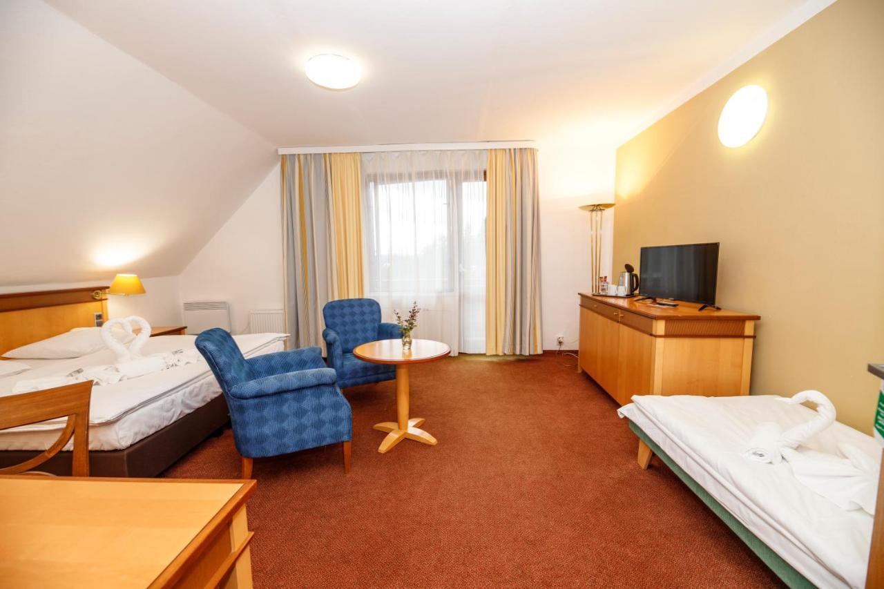 Fontana Lipno Hotel Černá v Pošumaví Екстериор снимка