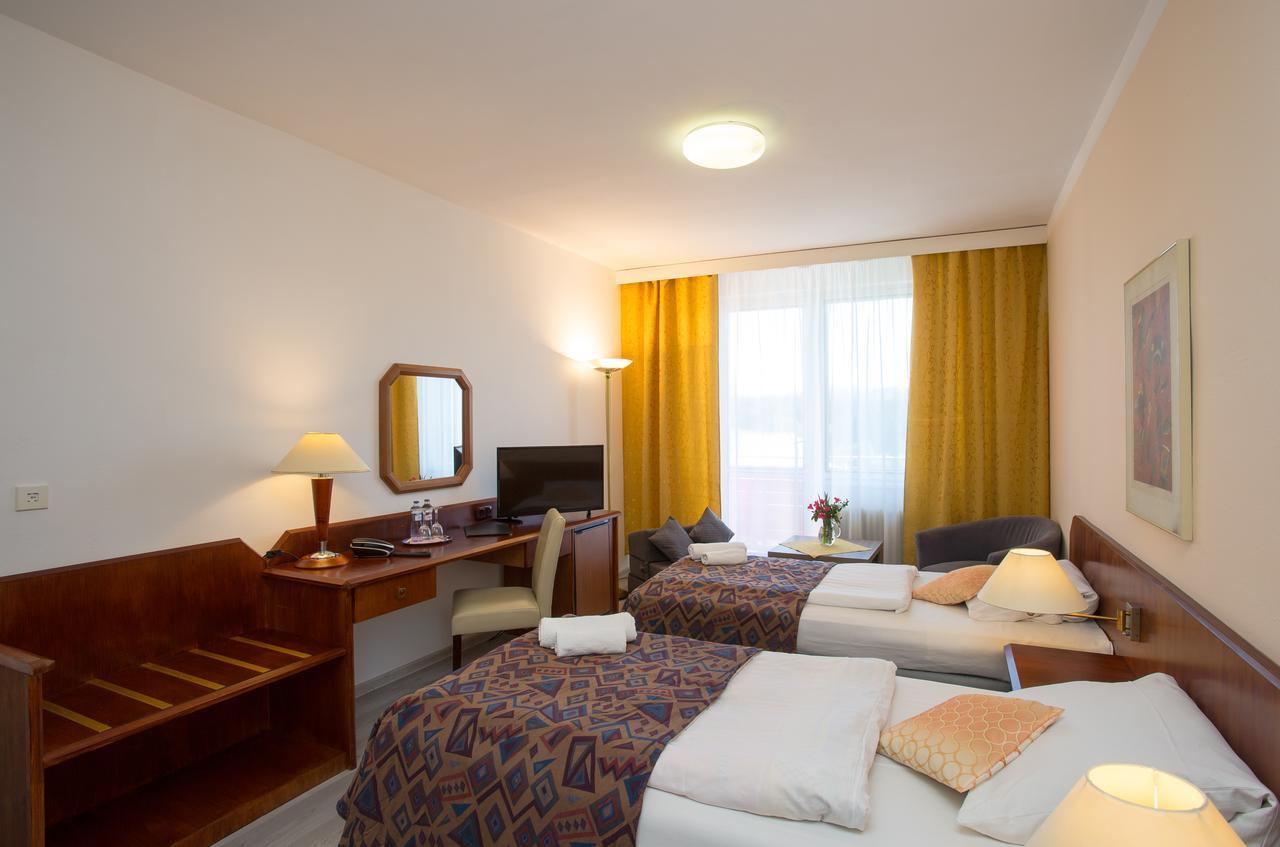 Fontana Lipno Hotel Černá v Pošumaví Екстериор снимка