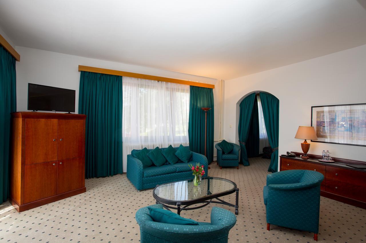 Fontana Lipno Hotel Černá v Pošumaví Екстериор снимка